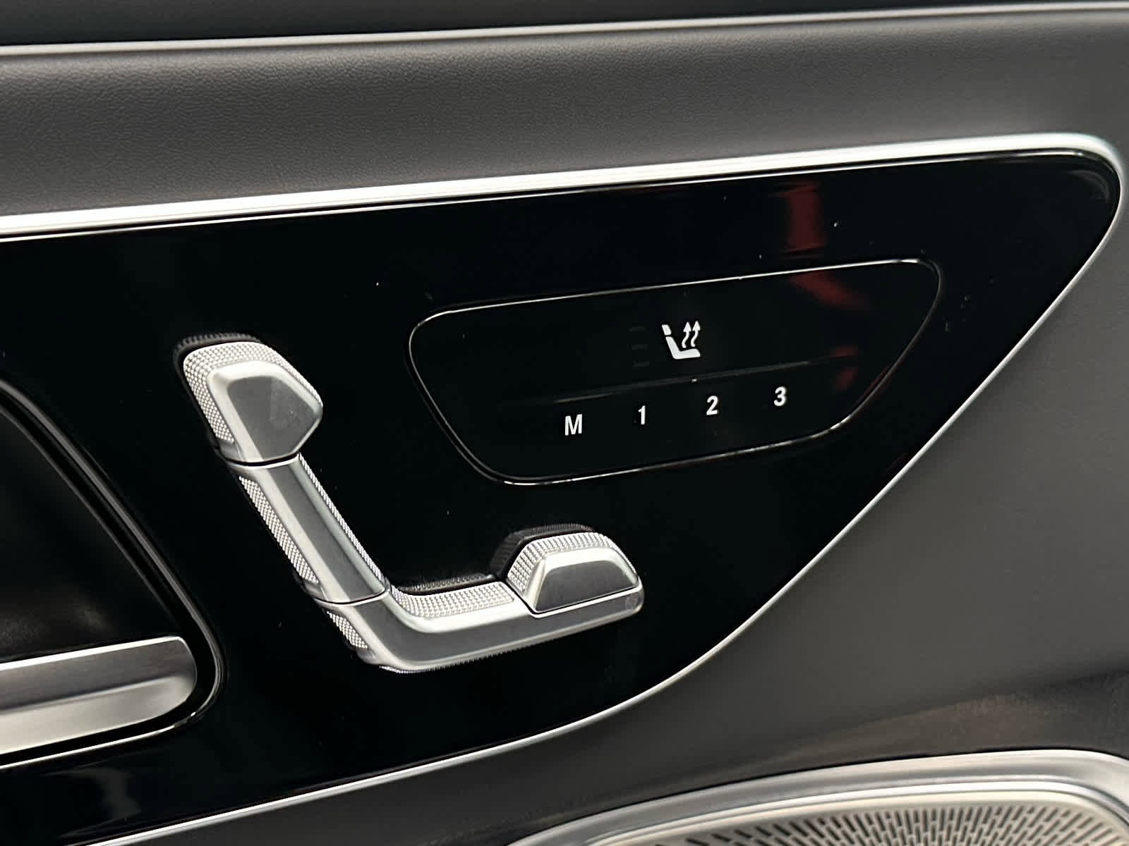 Used 2024 Mercedes-Benz CLE 53 AMG 4MATIC w/ Driver Assistance Package image 19