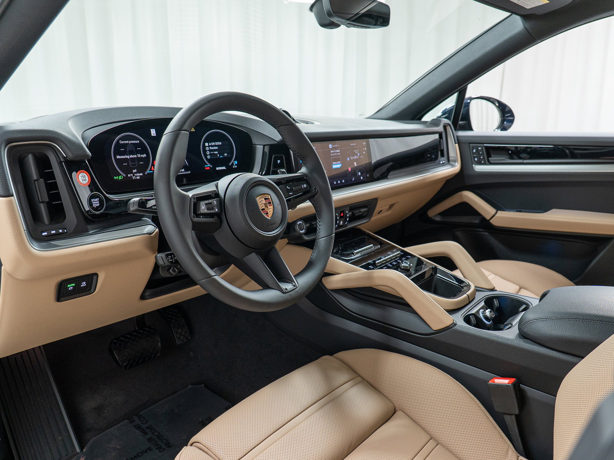 New 2026 Porsche Cayenne Coupe AWD/4WD image 4