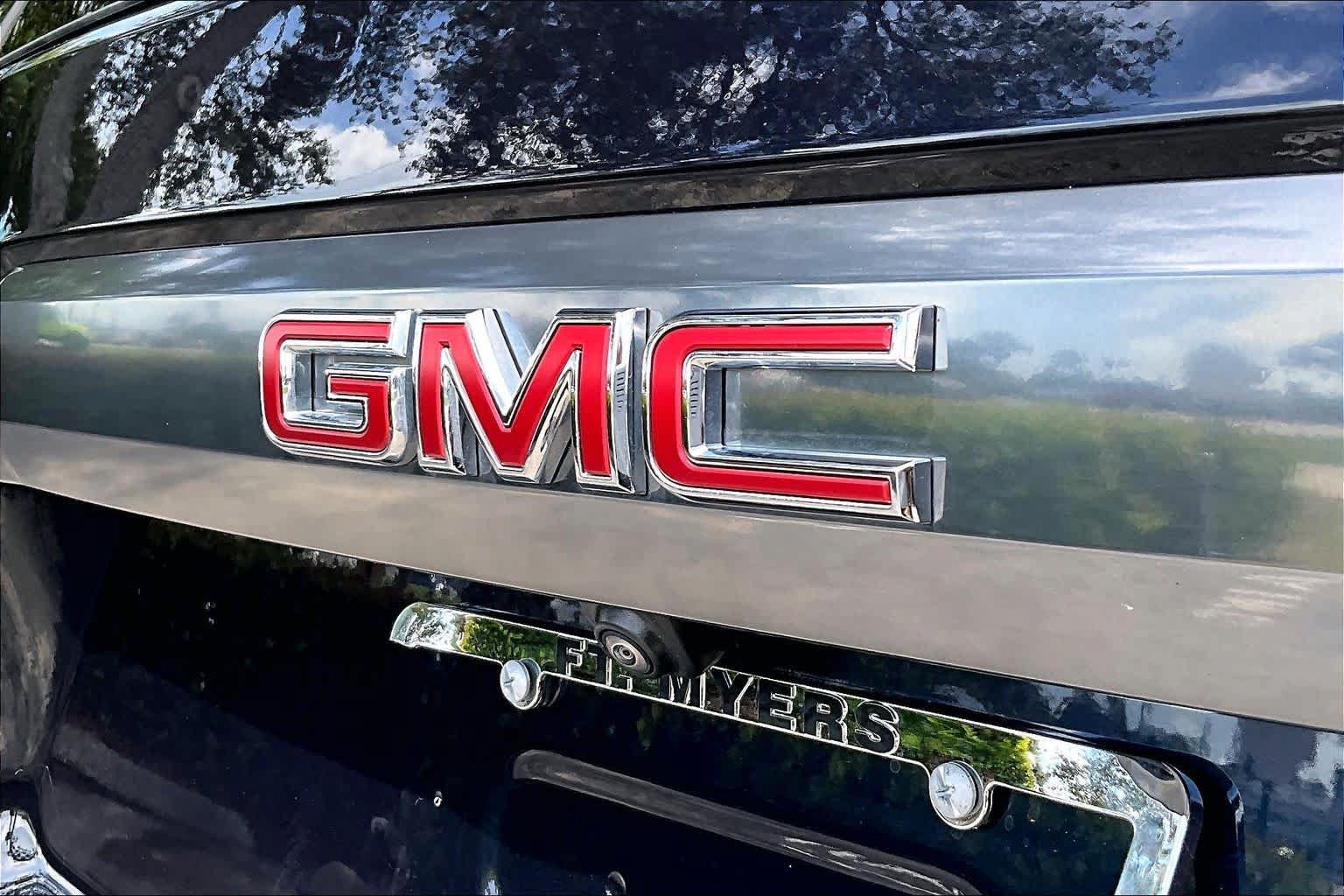 Used 2024 GMC Yukon AT4 w/ Max Trailering Package AWD/4WD image 31