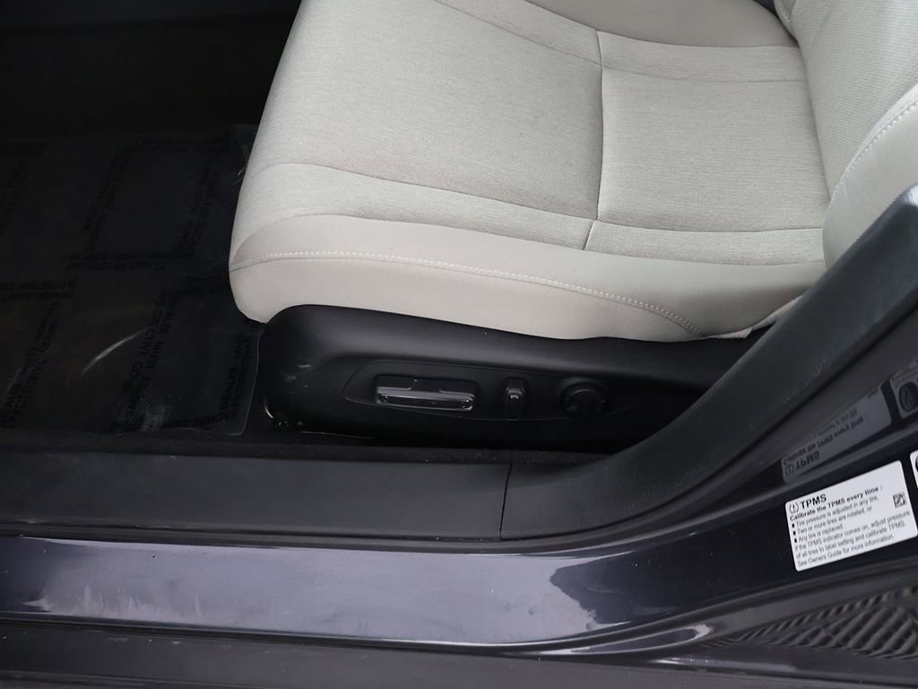 Certified 2025 Honda Accord SE image 31