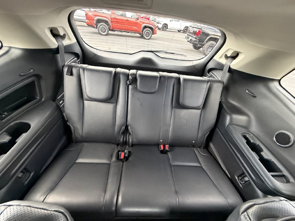 Used 2022 Subaru Ascent Limited w/ Technology Package AWD/4WD image 34