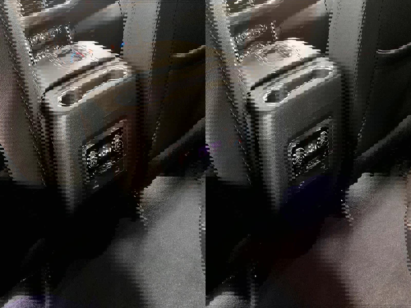 Used 2023 Chevrolet Tahoe Z71 w/ Luxury Package image 29