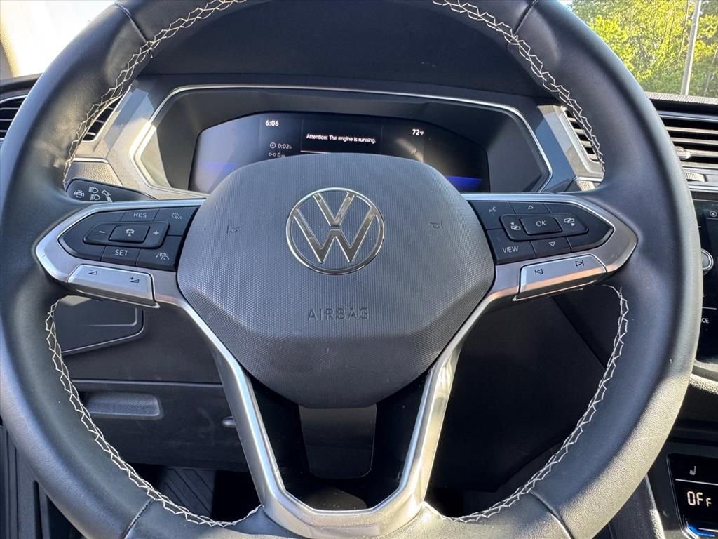 Used 2023 Volkswagen Tiguan SE FWD image 17