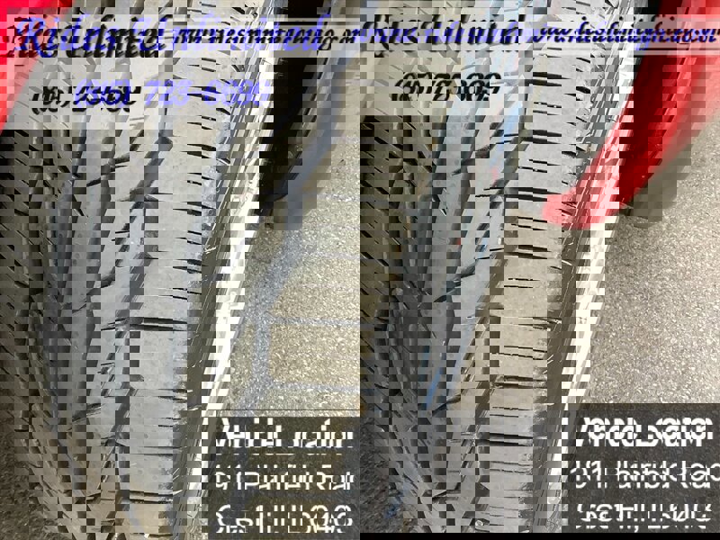 Used 2004 Chevrolet Corvette Coupe w/ Roof Package RWD image 38