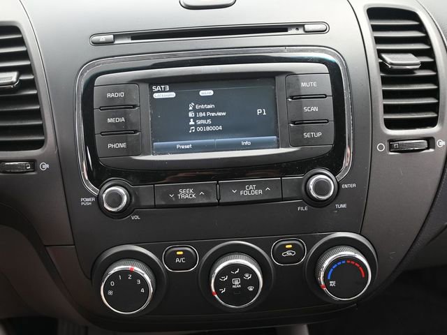 Used 2017 Kia Forte LX w/ LX Popular Package image 17