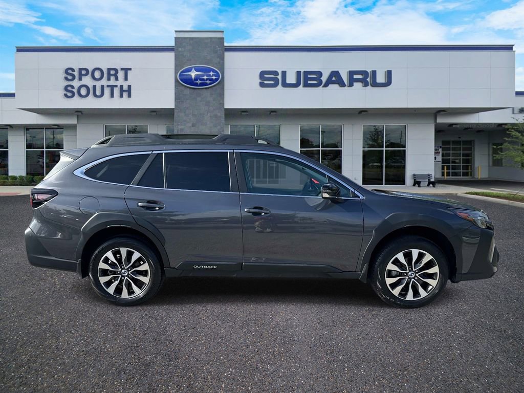 Used 2024 Subaru Outback Limited AWD/4WD image 2