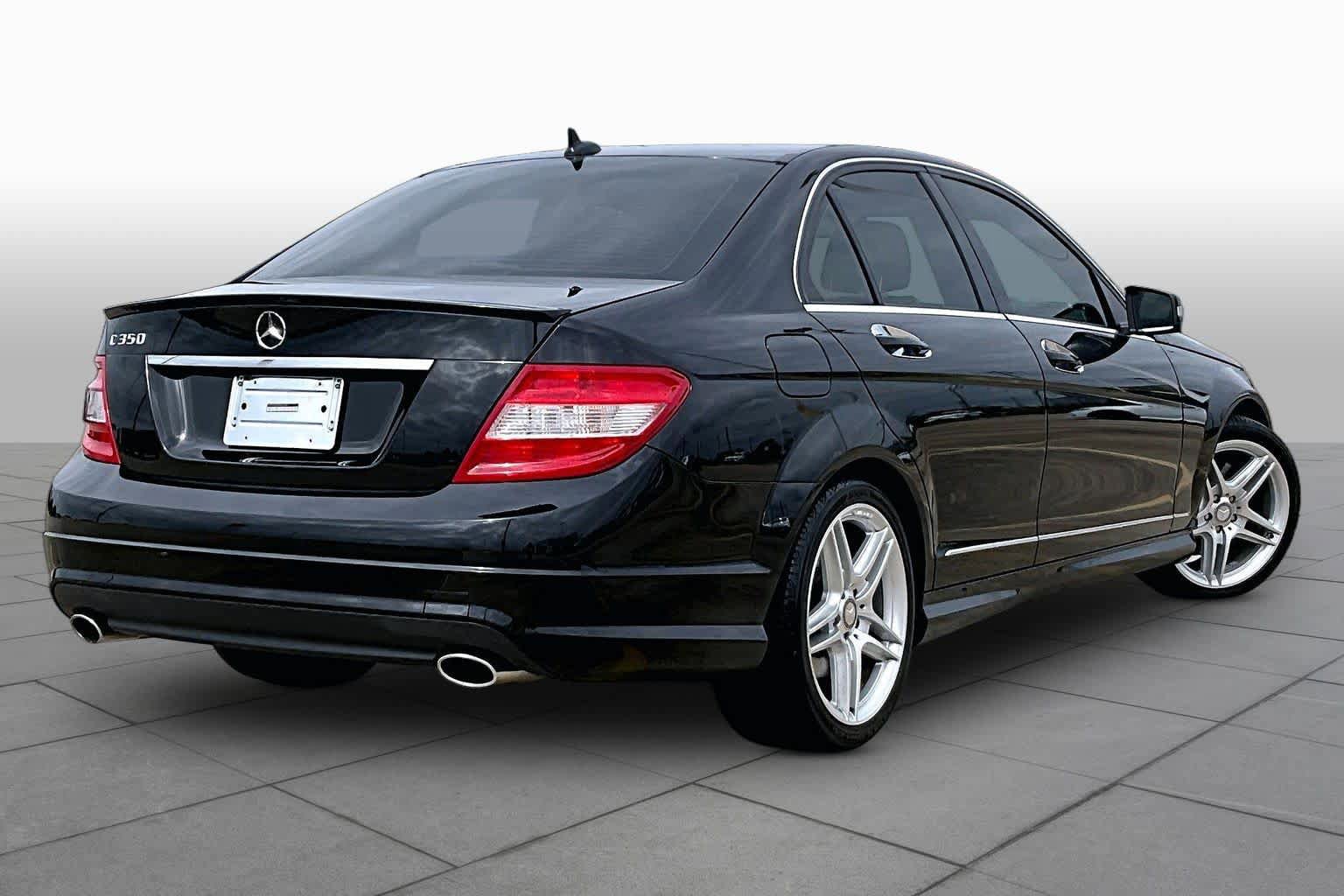Used 2011 Mercedes-Benz C 350 Sport image 12