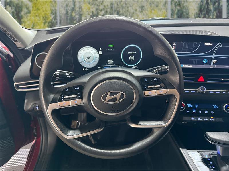 Used 2024 Hyundai Elantra SEL FWD image 18
