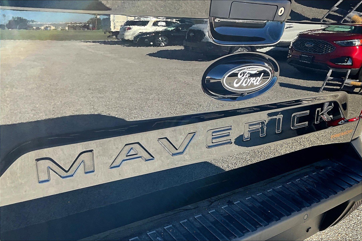 Used 2025 Ford Maverick Tremor AWD/4WD image 32