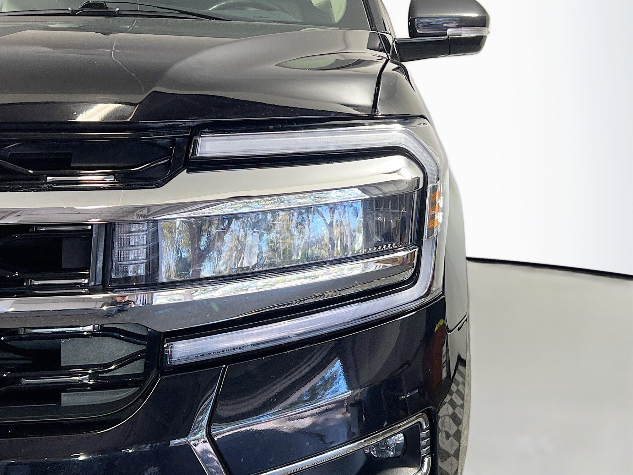 Used 2024 Ford Expedition Max Limited image 12