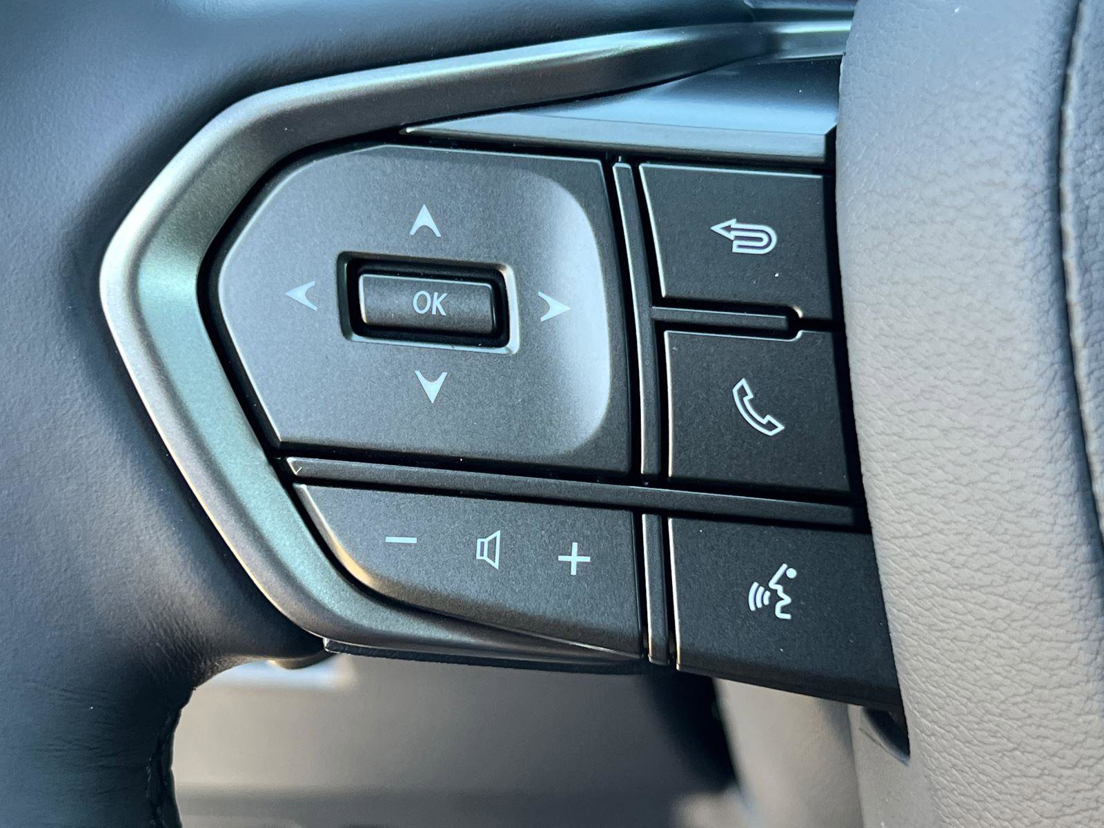 New 2026 Lexus IS 350 F Sport RWD image 18