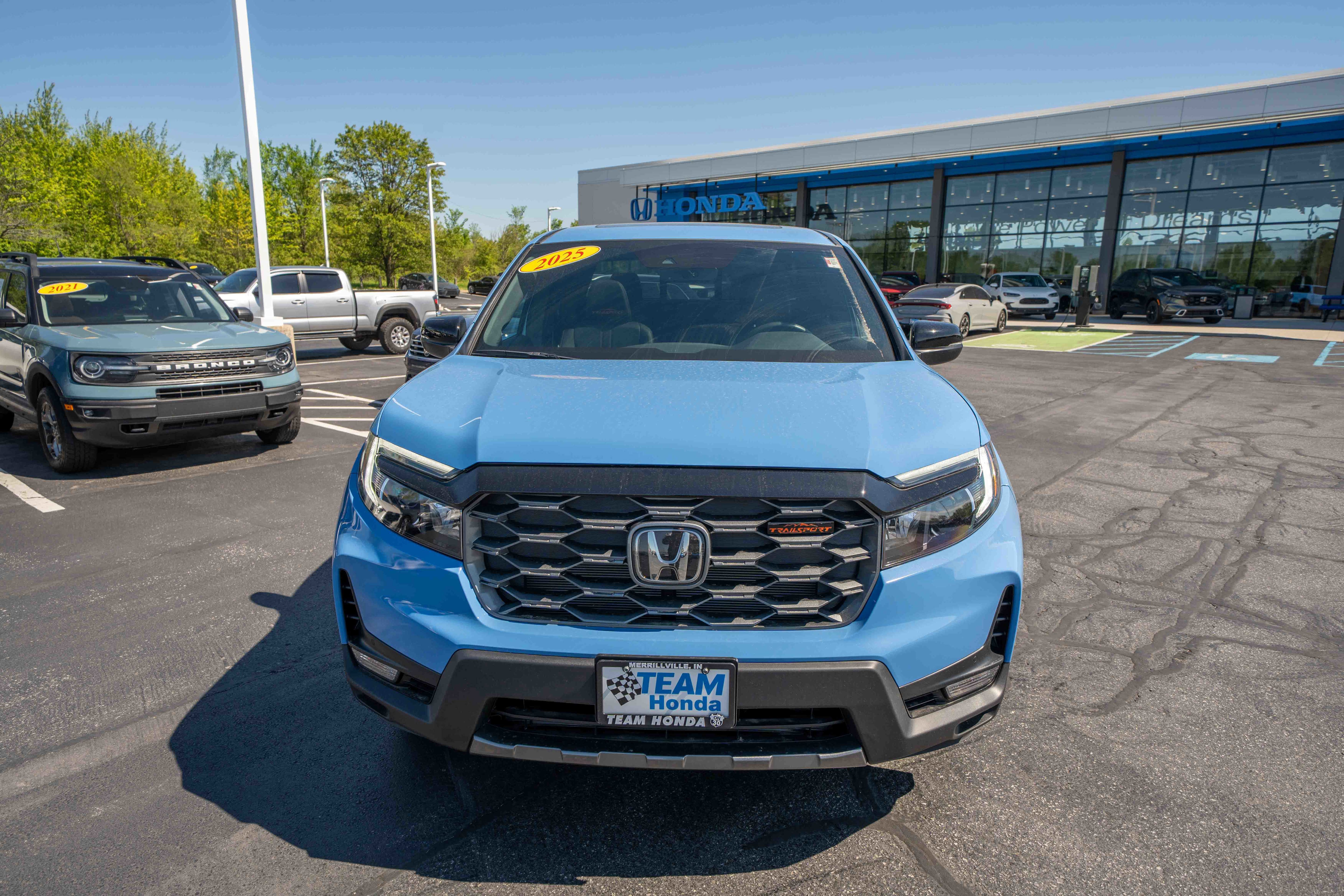 Used 2025 Honda Ridgeline TrailSport+ image 2