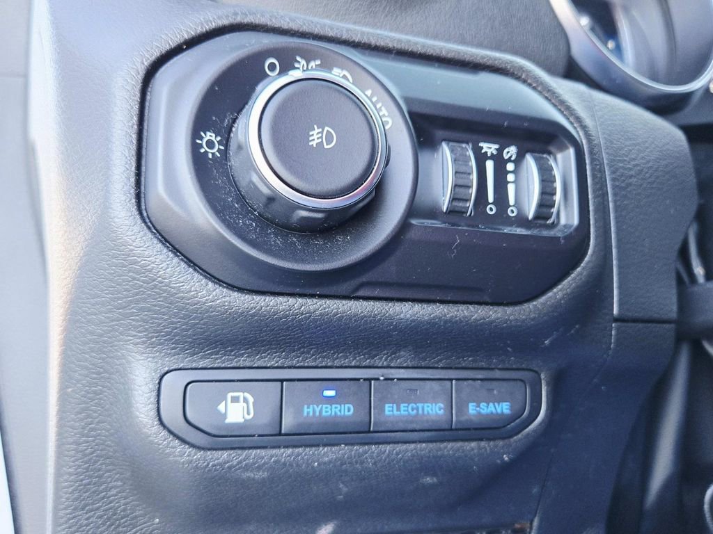 Used 2022 Jeep Wrangler Unlimited Sahara w/ Safety Group image 42