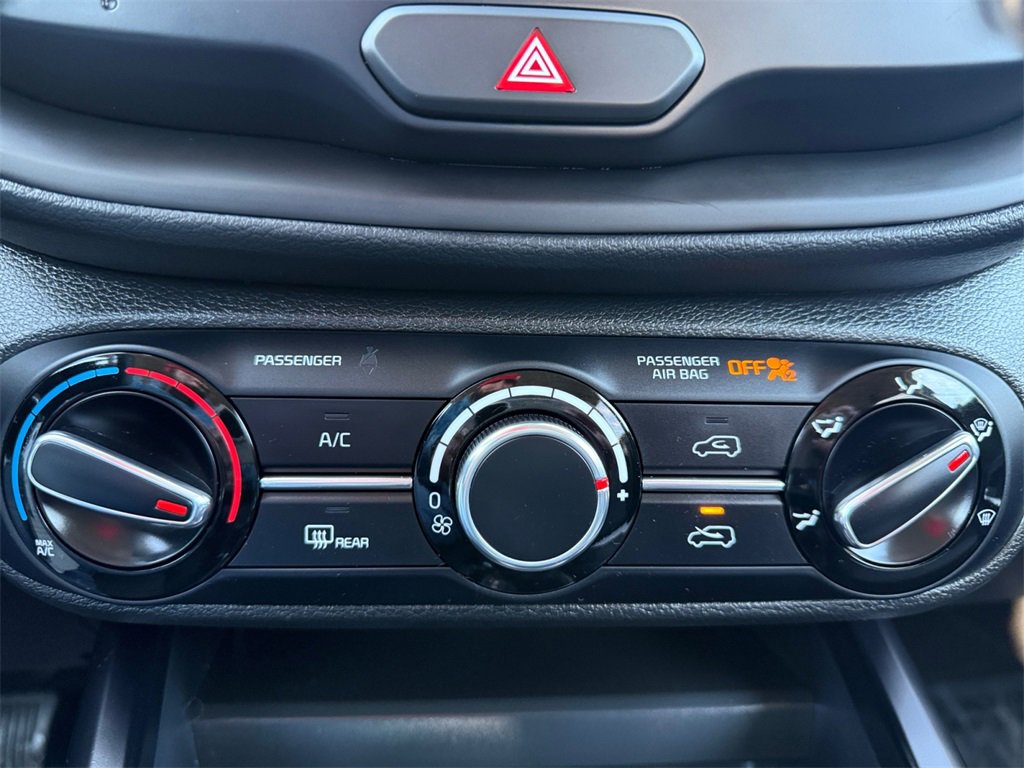 Certified 2023 Kia Soul LX image 30