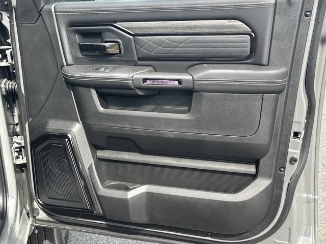New 2026 RAM 3500 Limited AWD/4WD image 15