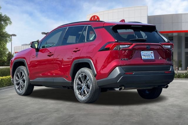 Used 2023 Toyota RAV4 XLE Premium AWD/4WD image 6