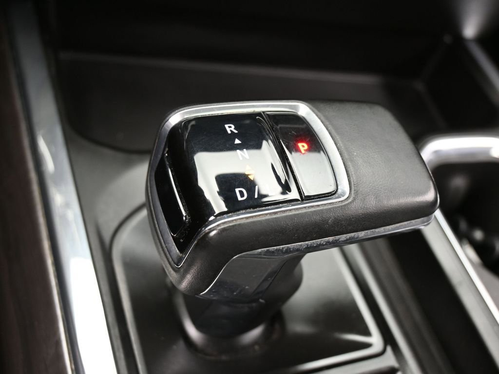 Used 2024 Chevrolet Silverado 1500 LTZ w/ LTZ Convenience Package II image 26