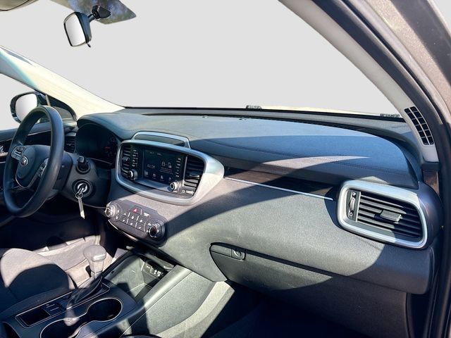 Used 2019 Kia Sorento L image 13