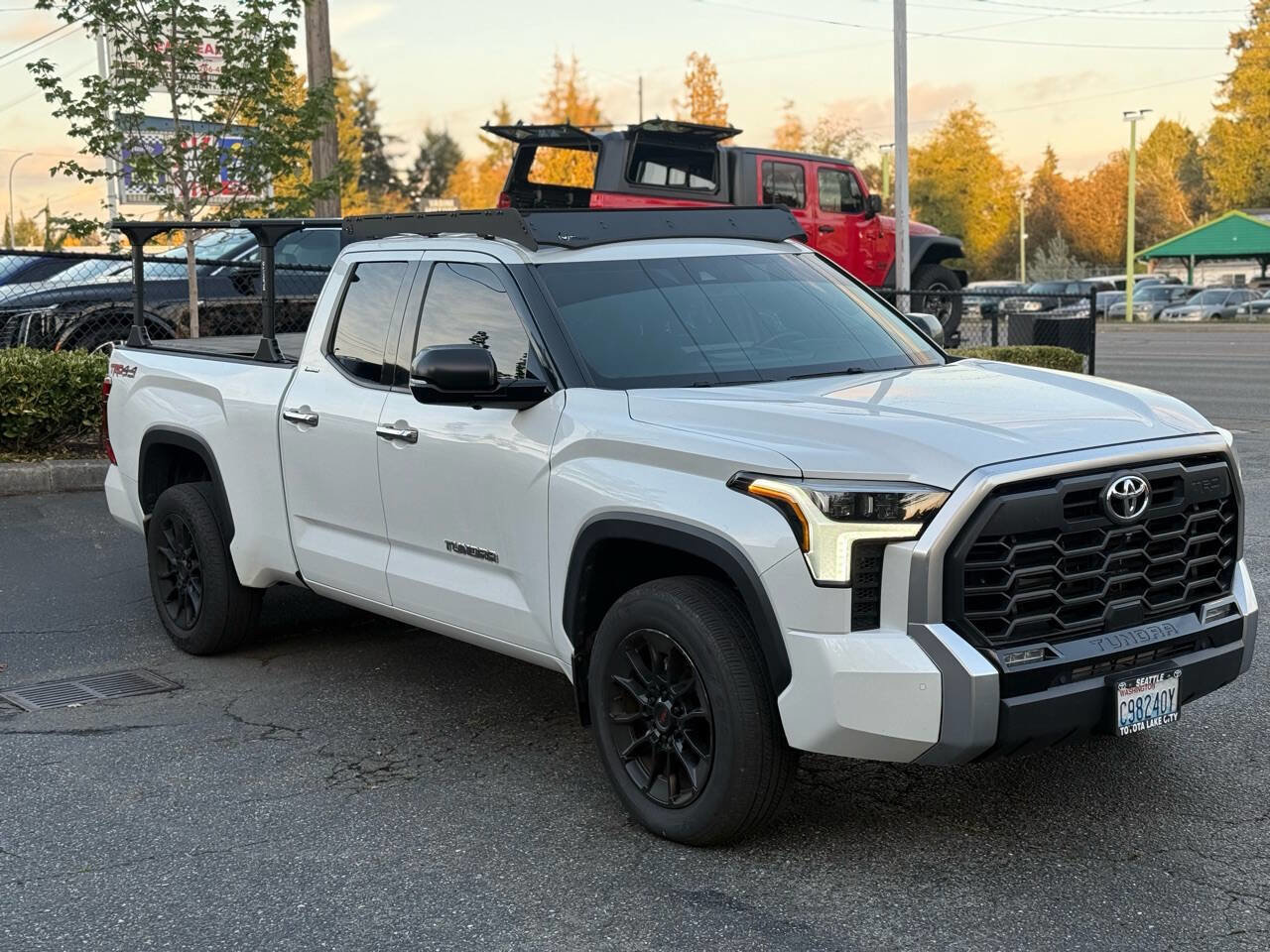 Used 2022 Toyota Tundra Limited image 2