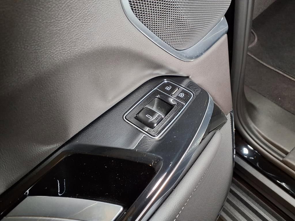 New 2026 Cadillac Escalade ESV Luxury image 14