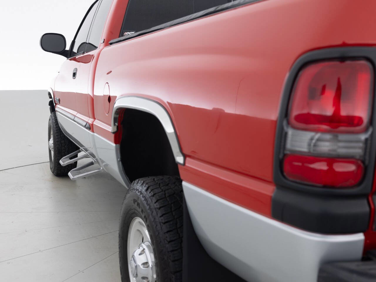 Used 2000 Dodge Ram 2500 Truck 4x4 Quad Cab image 13