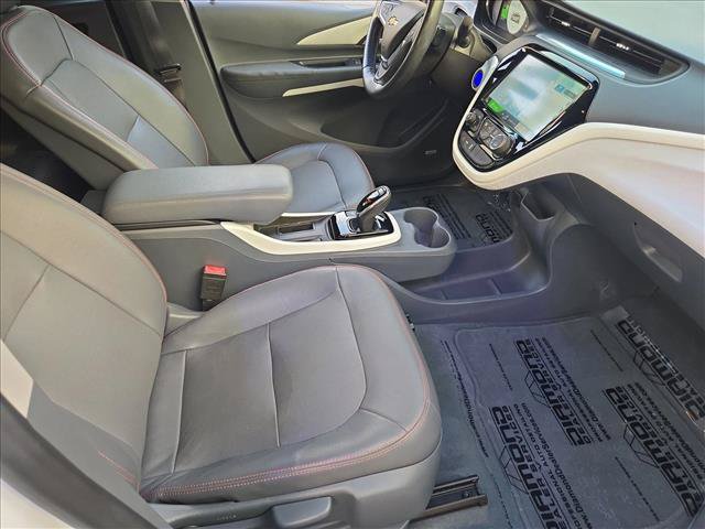 Used 2017 Chevrolet Bolt Premier w/ Driver Confidence II Package FWD image 19