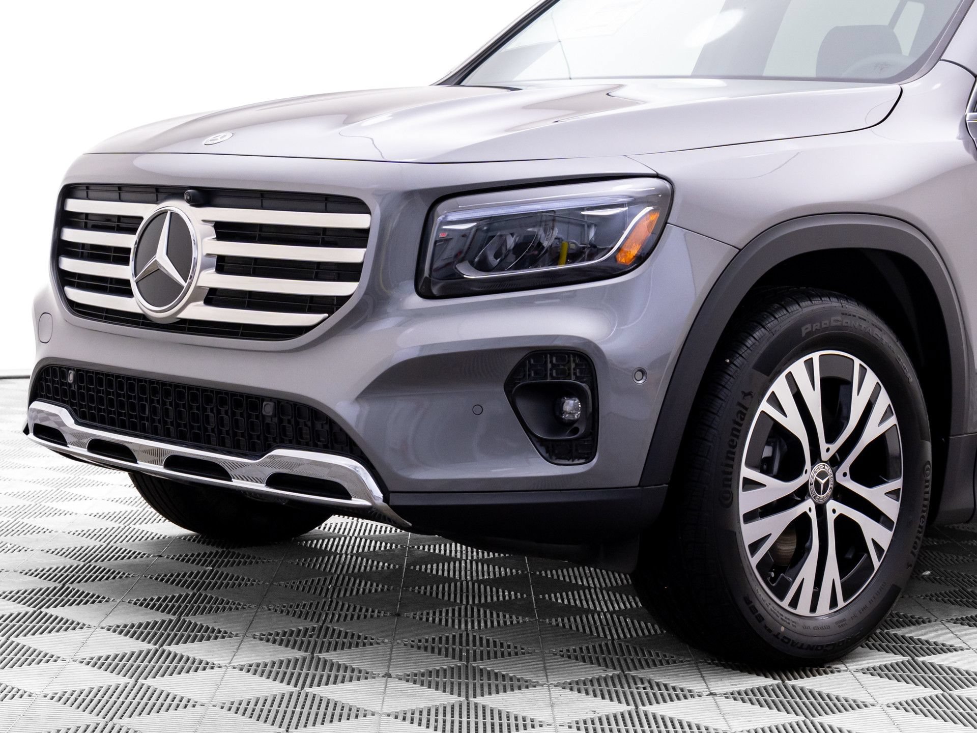 New 2026 Mercedes-Benz GLB 250 4MATIC image 39