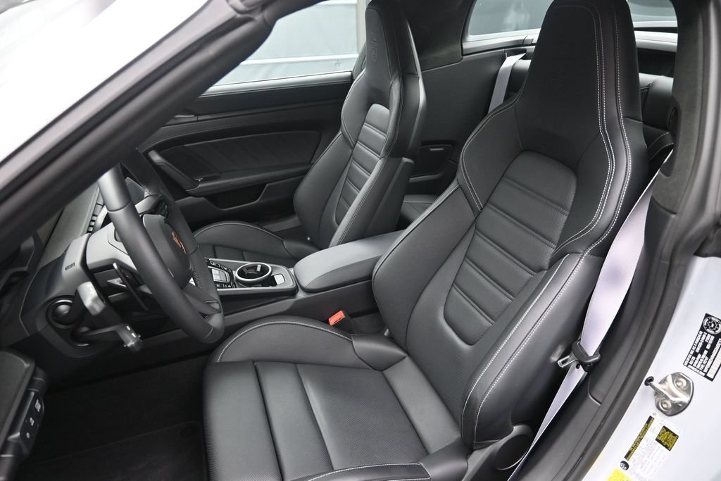 Certified 2025 Porsche 911 Targa 4 GTS AWD/4WD image 10