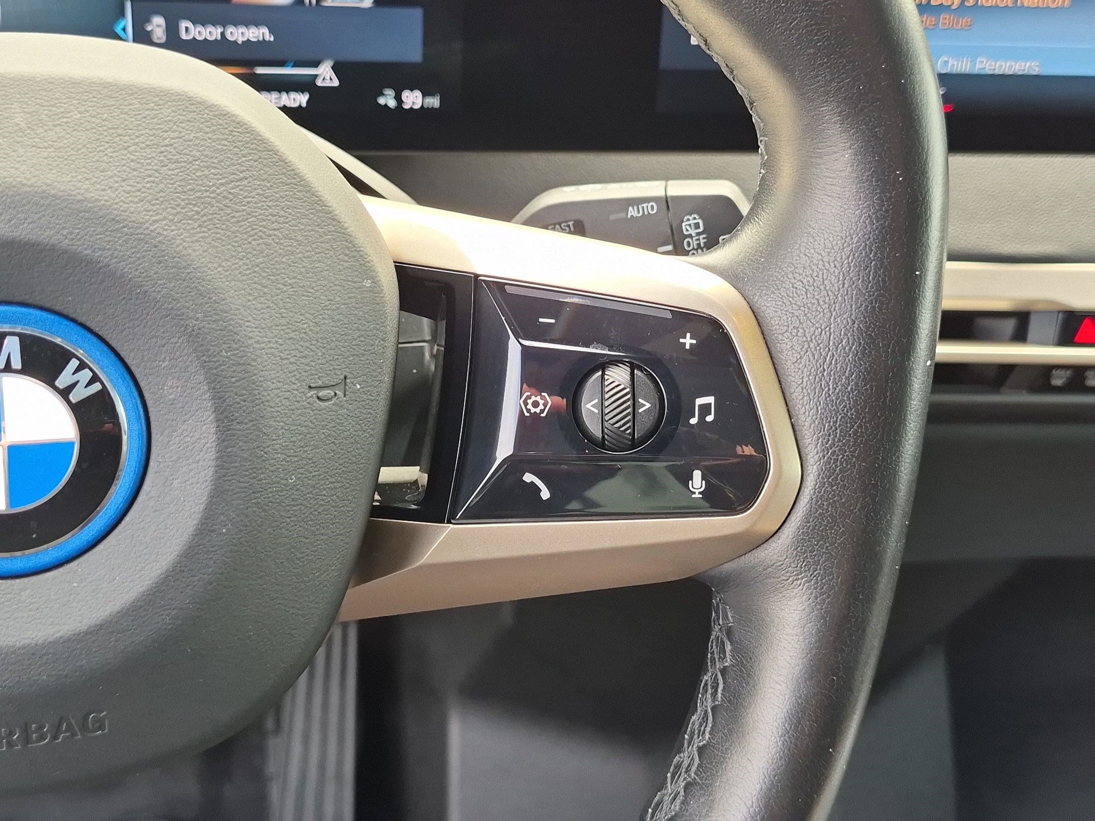 Used 2023 BMW iX xDrive50 AWD/4WD image 20