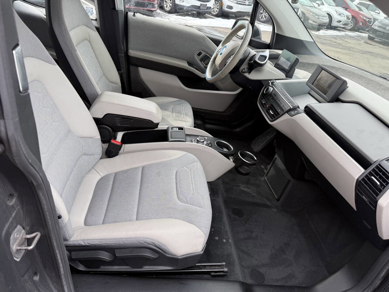 Used 2014 BMW i3 w/ Range Extender image 14