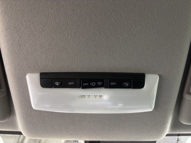 Used 2020 Nissan Versa S image 48
