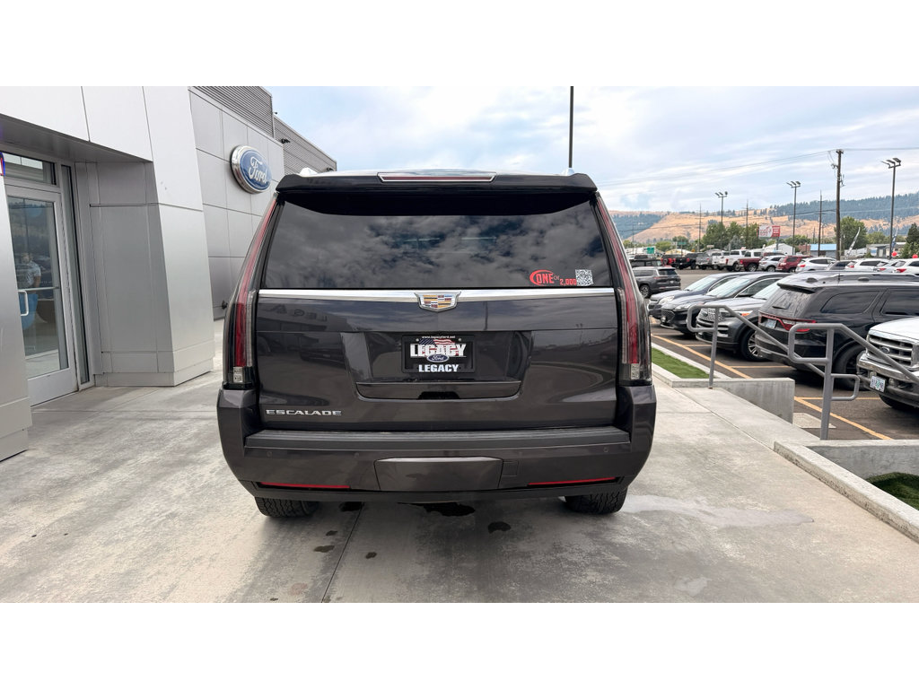 Used 2016 Cadillac Escalade Premium AWD/4WD image 24
