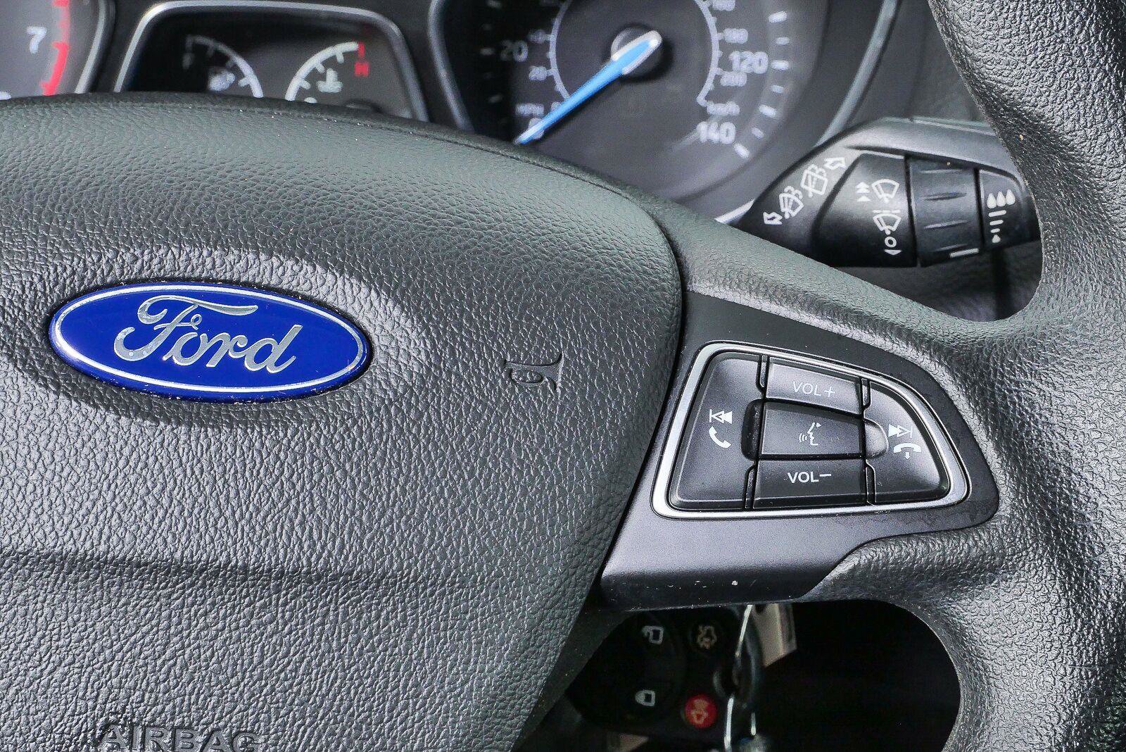 Used 2018 Ford Focus SE FWD image 15