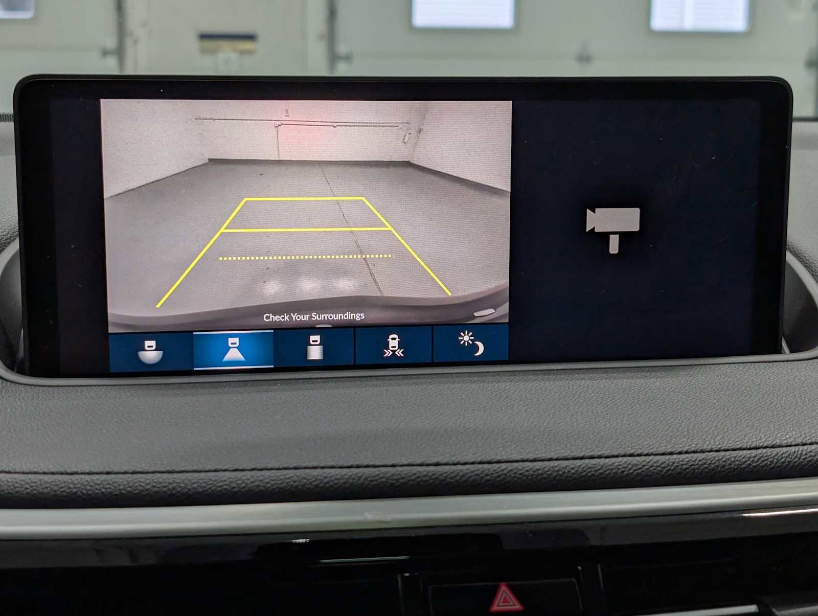 Certified 2023 Acura MDX SH-AWD image 32