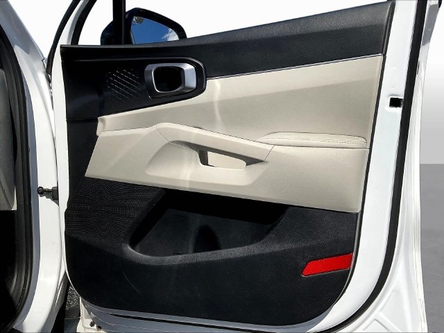 Used 2023 Kia Sorento S FWD image 30