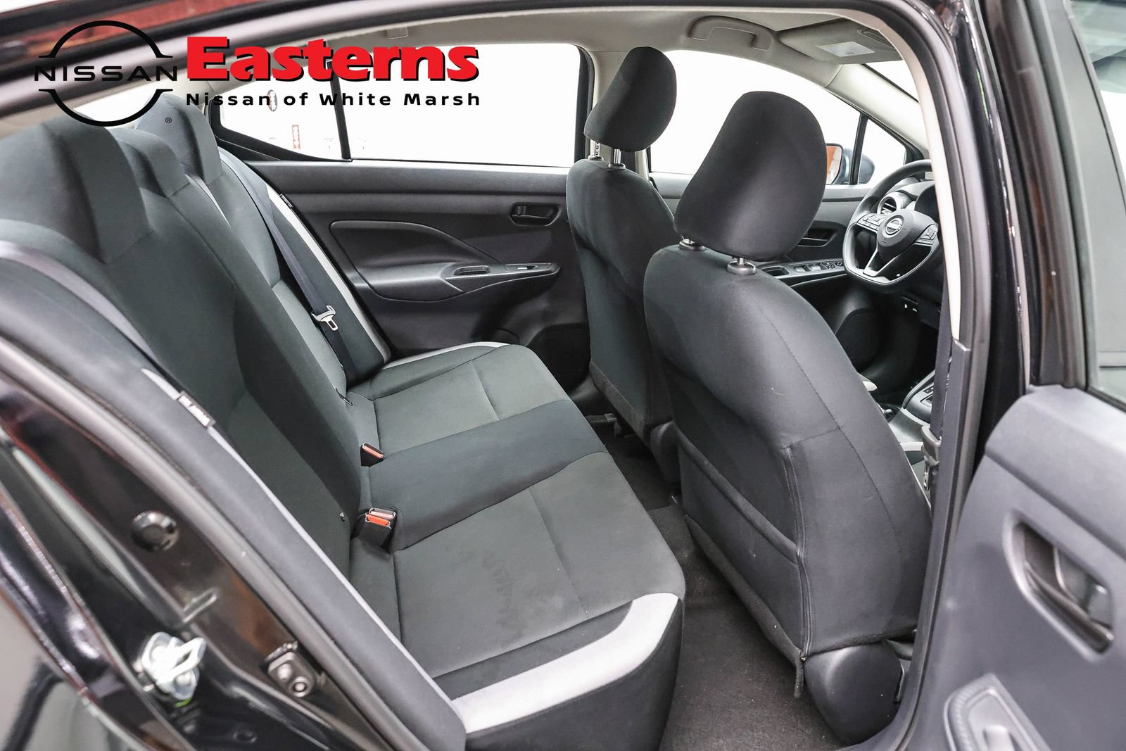 Used 2025 Nissan Versa S FWD image 22
