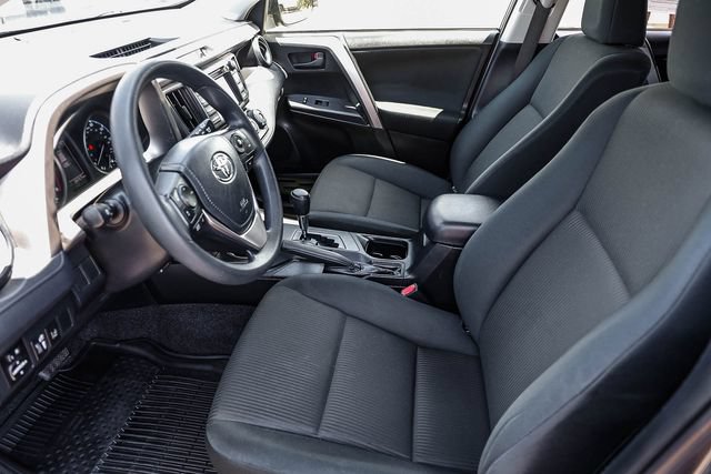 Used 2018 Toyota RAV4 LE w/ All Weather Liner Package FWD image 22
