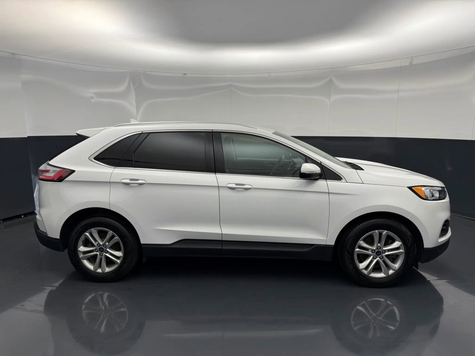 Used 2019 Ford Edge SEL w/ Equipment Group 201A AWD/4WD image 5