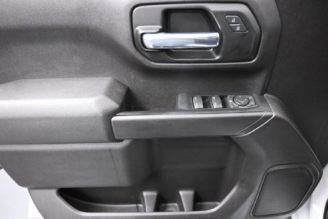 Used 2021 Chevrolet Silverado 1500 Custom w/ Custom Max Trailering Package AWD/4WD image 13