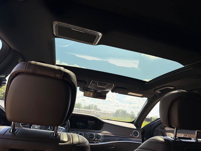 Used 2019 Mercedes-Benz S 560 4MATIC Sedan image 19