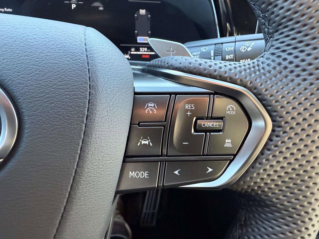 Used 2026 Lexus TX 500h AWD image 21