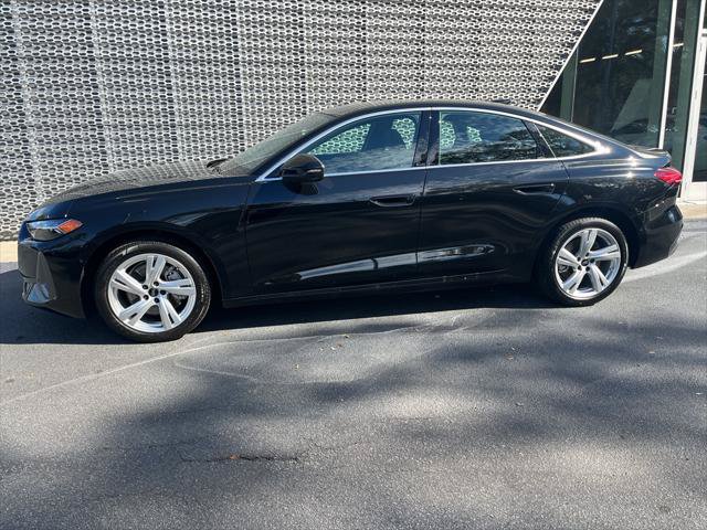 Used 2025 Audi A5 2.0T Premium Plus w/ Premium Plus AWD/4WD image 4