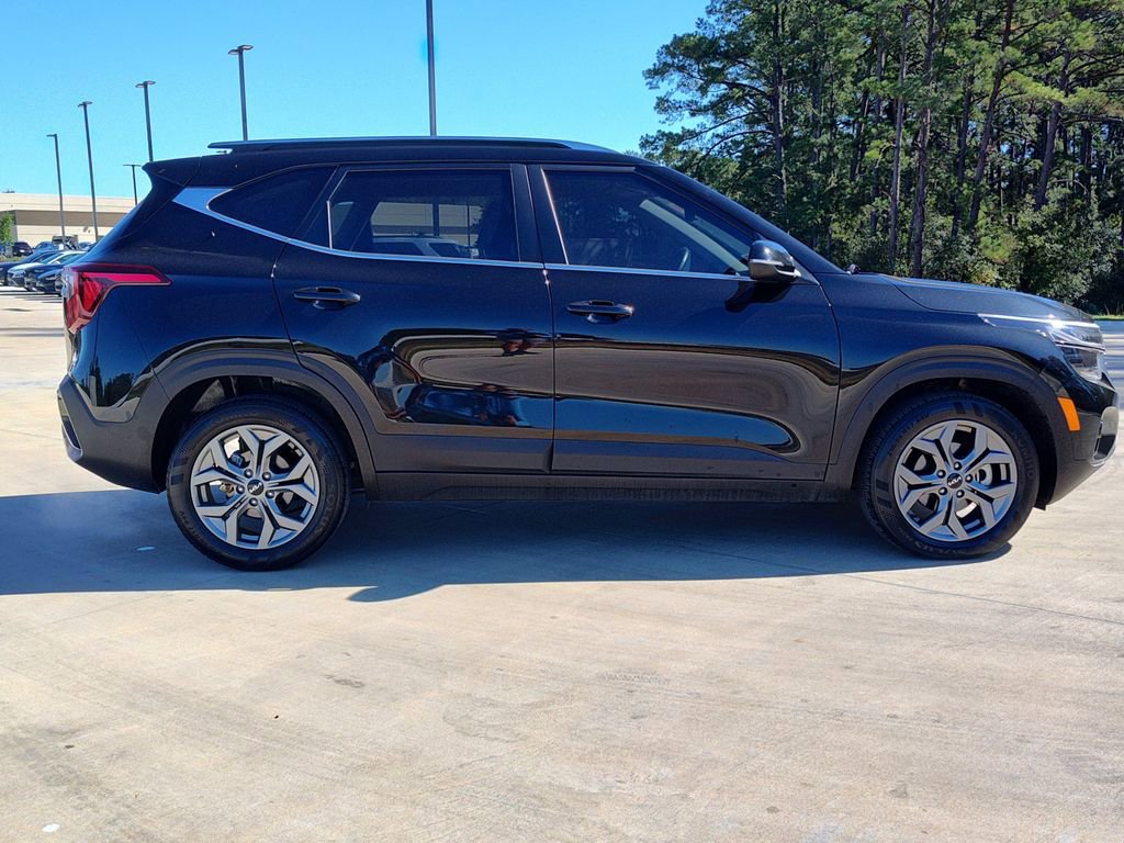 Used 2024 Kia Seltos S image 8