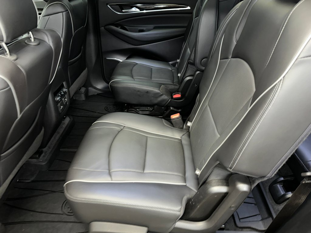 Used 2020 Buick Enclave Avenir w/ Avenir Technology Package AWD/4WD image 21