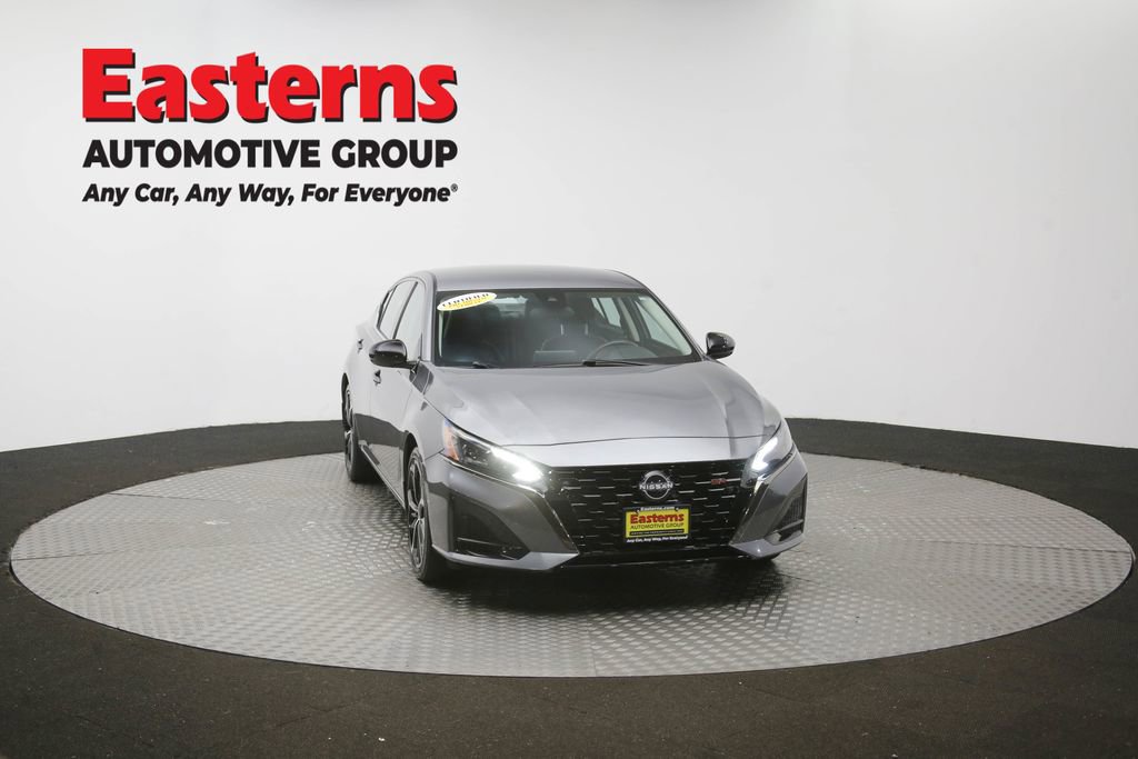 Used 2023 Nissan Altima 2.5 SR FWD image 50