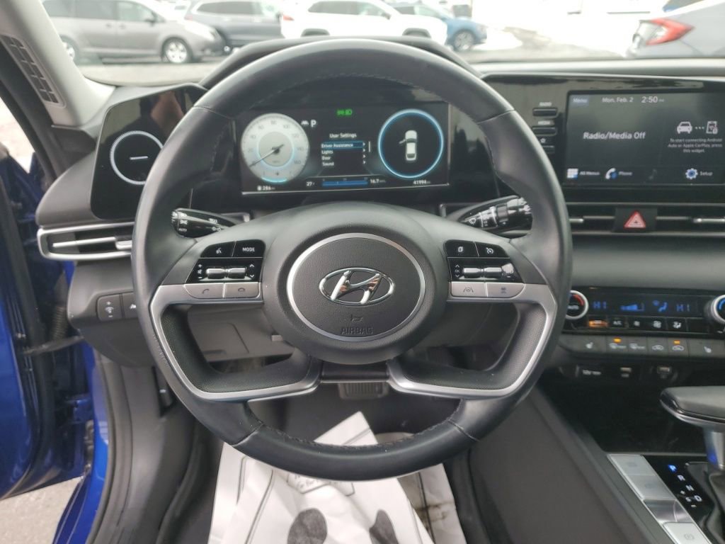 Used 2021 Hyundai Elantra SEL w/ Convenience Package image 13