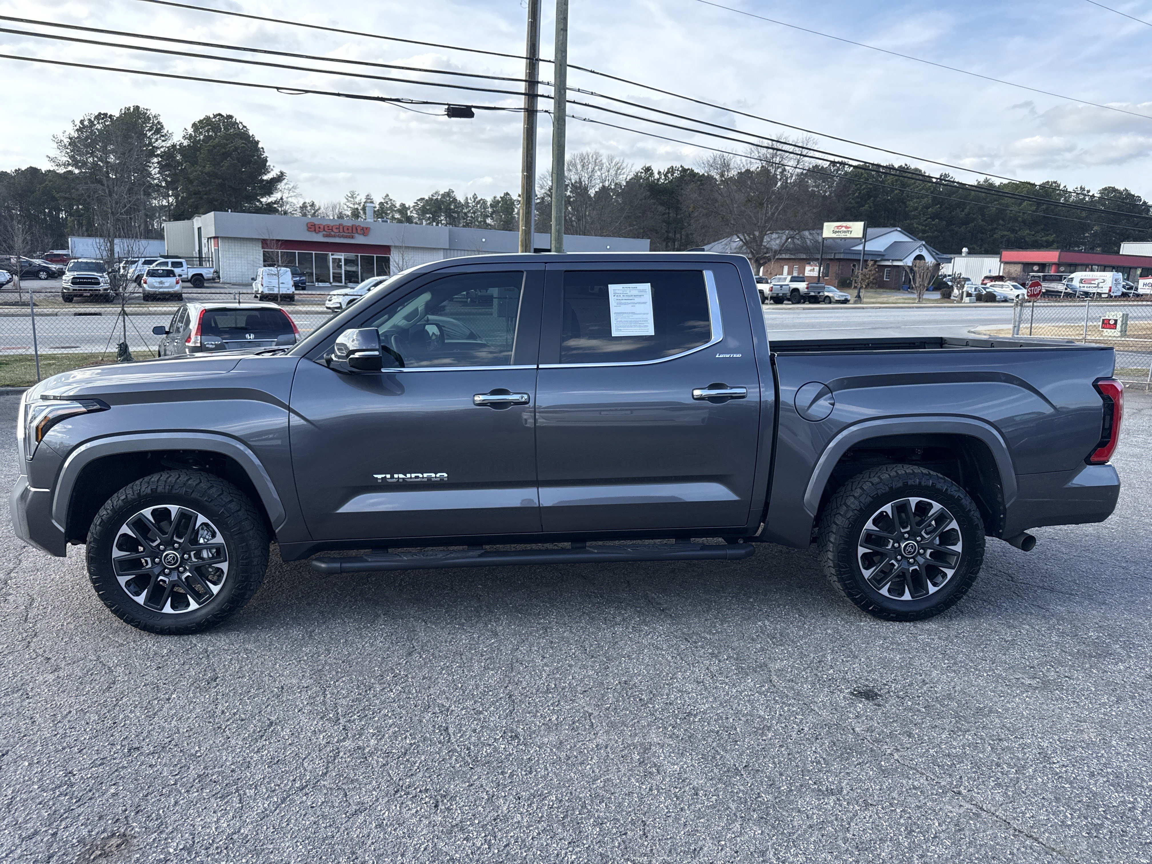 Used 2024 Toyota Tundra Limited image 8