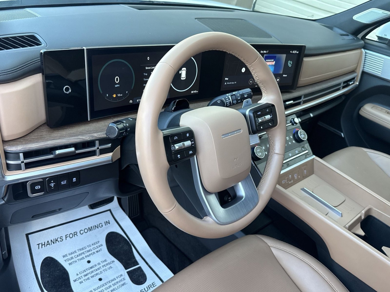 Used 2024 Hyundai Santa Fe Limited image 16