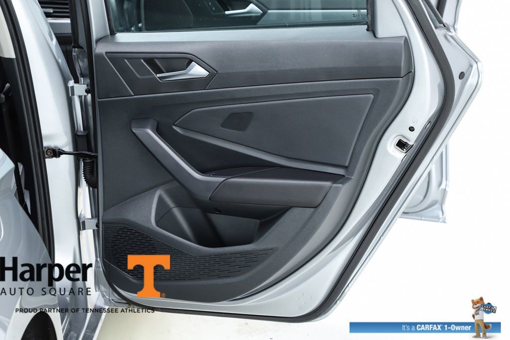 Used 2023 Volkswagen Jetta SE w/ Panoramic Sunroof Package image 67