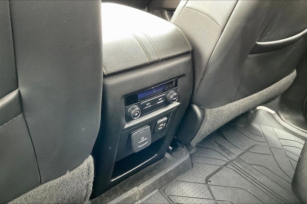 Used 2020 Chevrolet Traverse LT w/ LT Premium Package image 25